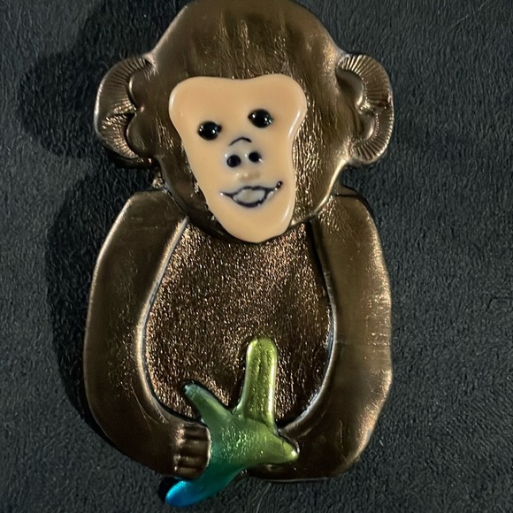 Vintage artisan clay monkey brooch - Picture 1 of 5